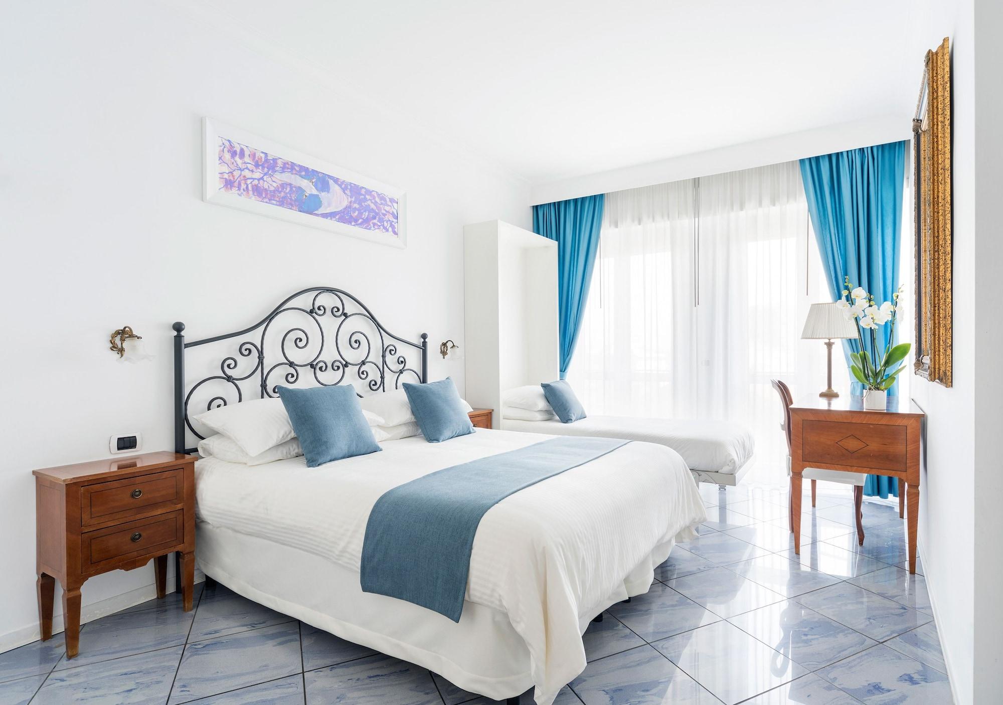 Fiorentini Residence Napoli Luaran gambar
