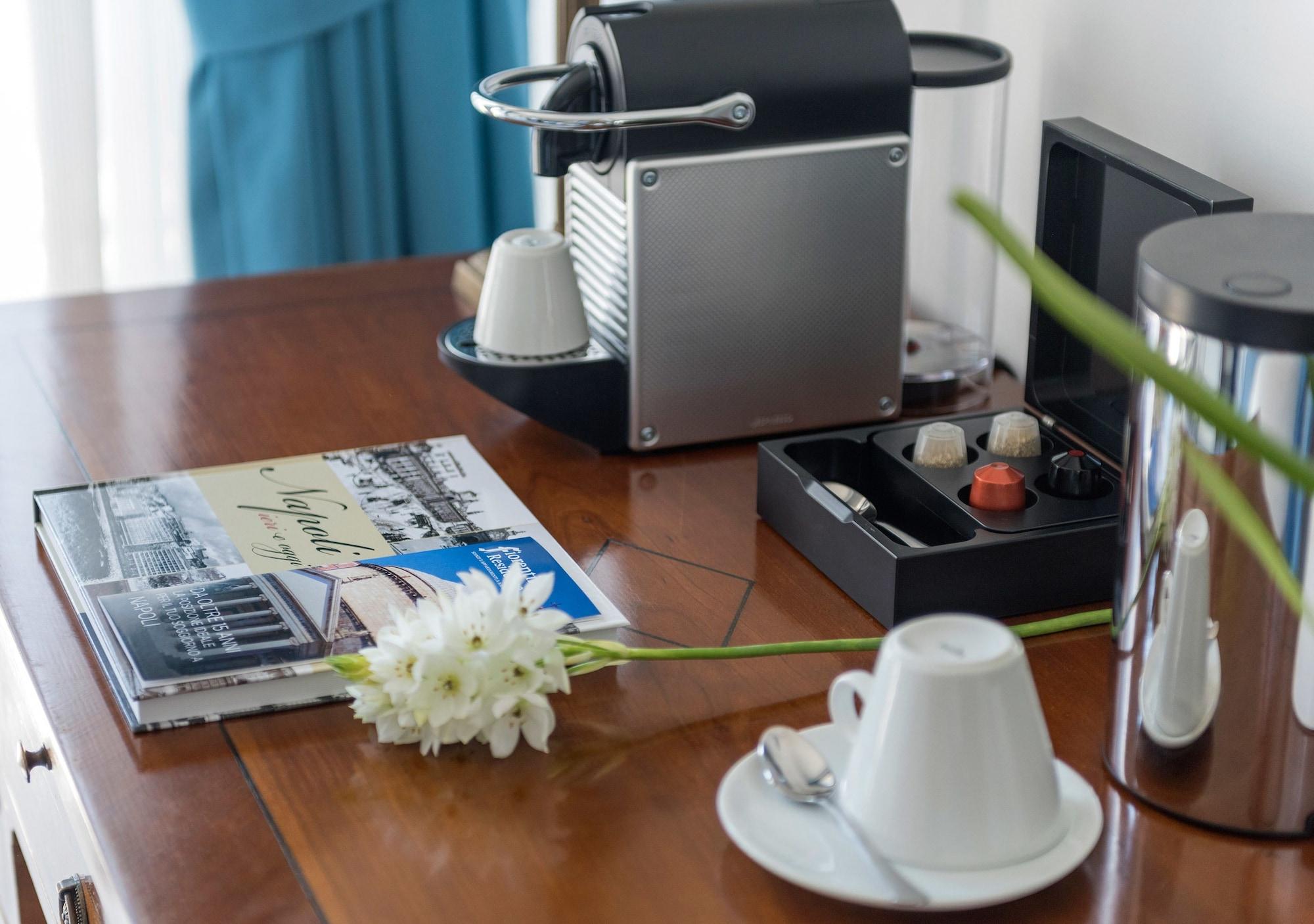 Fiorentini Residence Napoli Luaran gambar