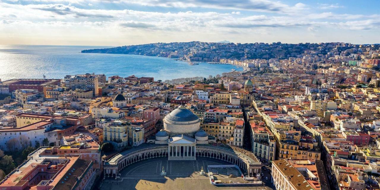 Fiorentini Residence Napoli Luaran gambar