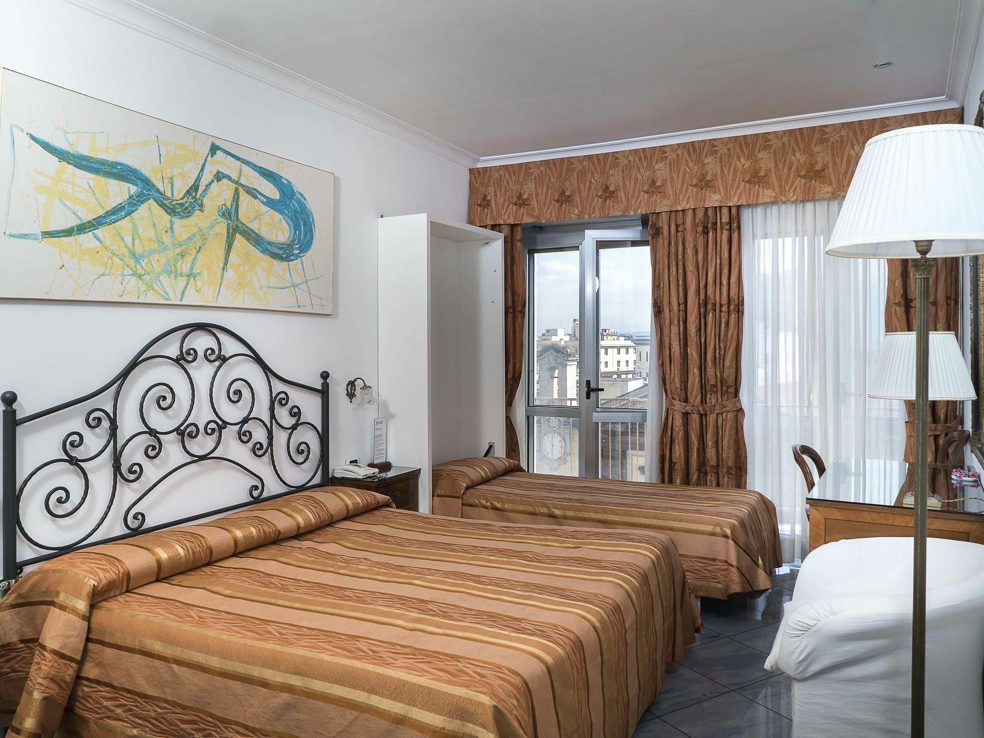 Fiorentini Residence Napoli Luaran gambar